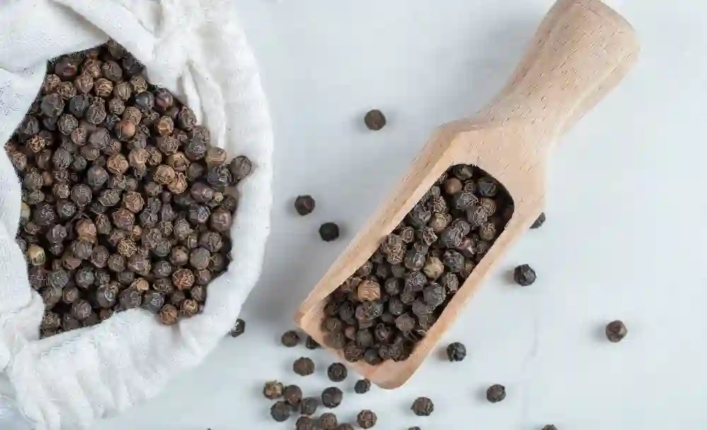 black pepper side effects