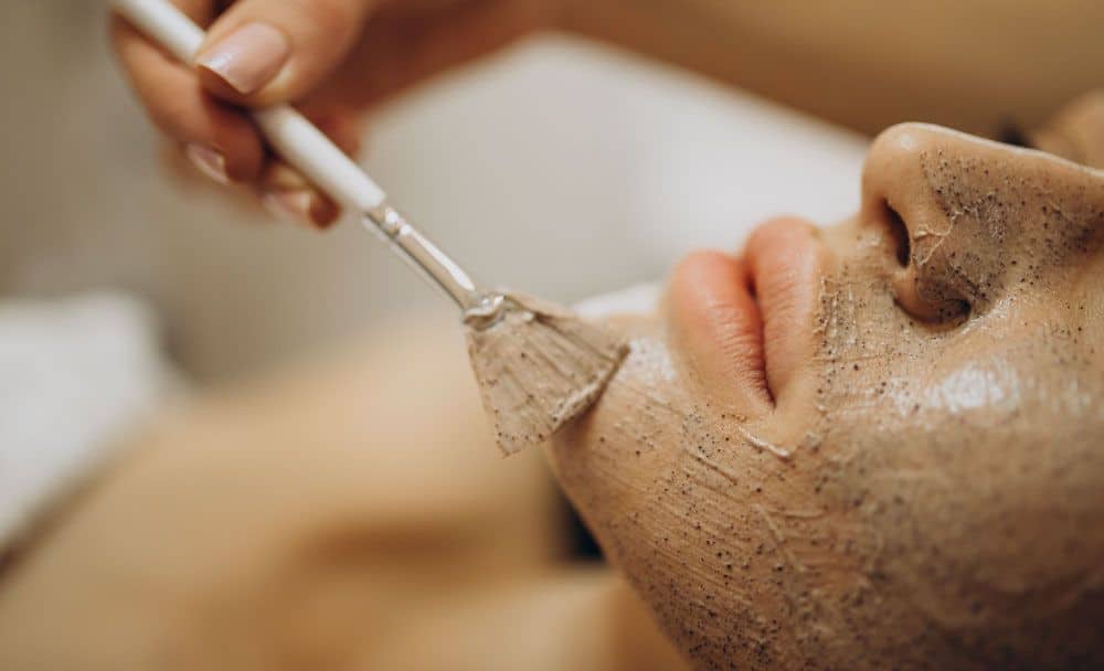moisturize your skin - multani mitti benefits for face