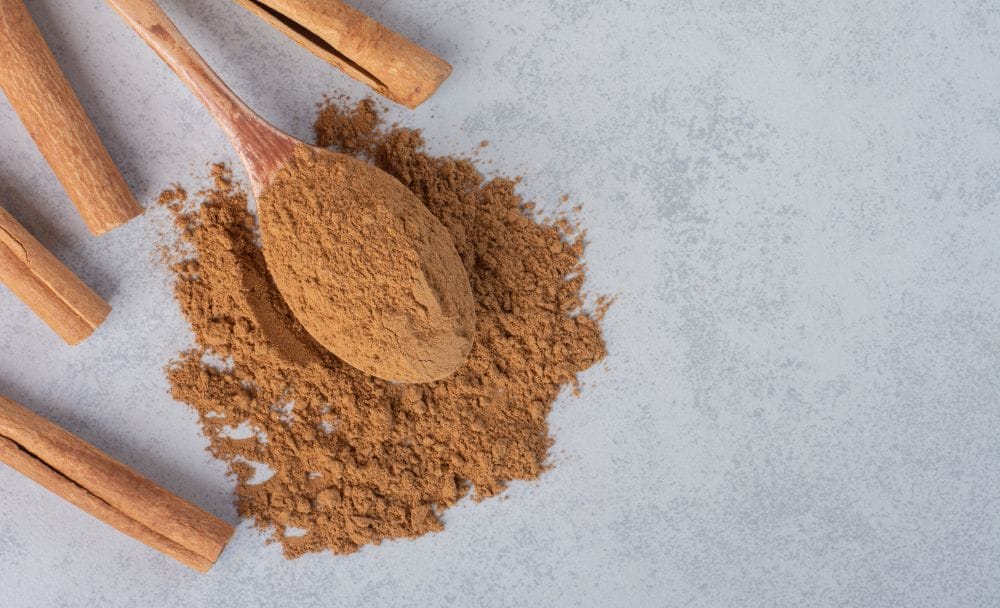 cinnamon - how to whiten teeth naturally